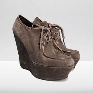 Stuart Weitzman Gray Velour Suede Laceup Platform Wedge Desert Ankle Bootie